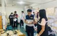 ตำรวจสอบสวนกลาง (CIB) ร่วม สสจ.นนทบุรี ทลายแหล่งผลิตเครื่องสำอางกรอกมือส่งขายร้านนวดสปาทั่วประเทศ มูลค่ากว่า 1.5 ล้านบาท