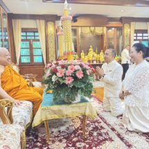 ปทุมธานี-ผู้ว่าฯปทุมธานี ร่วมรักษาประเพณีวัฒนธรรม สืบสานพระพุทธศาสนา ถวายเทียนพรรษา เนื่องในเทศกาลวันอาสาฬหบูชาและวันเข้าพรรษา พุทธศักราช 2568