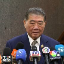 “ภูมิธรรม” แจง เรียก “ยุทธนา แพรดำ” แค่อยากทราบความคืบหน้าคดีเขากระโดง ชี้เป็นอำนาจดีเอสไอยกเป็นคดีพิเศษหรือไม่ แต่สั่งการแล้วให้ยึดกฎหมาย ไม่กลั่นแกล้งใคร บอกกรมที่ดินทำอยู่ เรื่องเพิกถอน ถ้าชัดเจนคงประกาศ ย้ำไม่แทรกแซง