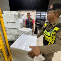 CIB ตัดวงจรขบวนการ ‘ส่งด่วน’ บุหรี่เถื่อน ผ่านออนไลน์ ยึดของกลางมูลค่ากว่า 90 ล้านบาทตำรวจสอบสวนกลาง