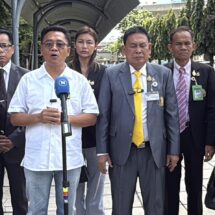 ไทกร+ครูสุรทิน แจ้งความกองปราบฯ เอาผิด อ้วนภูมิธรรม ม.112 ทูลเกล้าฯ ยุบสภา