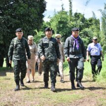 มทภ.2/ผบ.นบ.ยส.24 ตรวจเยี่ยมและมอบนโยบาย การปราบปรามยาเสพติด ในพื้นที่ภาคตะวันออกเฉียงเหนือตอนบน ให้ทำงานแบบบูรณาการ ย้ำ งานการข่าวเชิงรุก และการปราบปรามต่อกลุ่มขบวนการและเครือข่ายยาเสพติด ตามแนวชายแดน