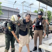 ตร.ปทุมวันเข้ารวบหนุ่มอินเดียคลั่ง! โวยวายหน้าโรงแรมดัง ชัก “โมเดลปืนไฟแช็ก” ขู่เจ้าหน้าที่อาสา