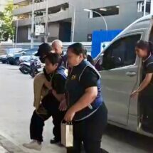 เจ้าหน้าที่ตำรวจ บก.ปอศ. คุมตัว “นานา” หรือ ไรบีนา อินทชัย อายุ 45 ปี ผู้ต้องหาคดี ฉ้อโกง และ พรก.การกู้ยืมเงิน อันเป็นฉ้อโกงประชาชน