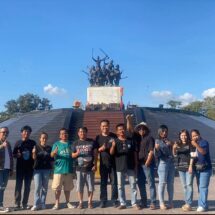“ทนาย พนม หวันทา นำทีมผู้สมัคร 3 ส. อบต. กบินทร์บุรี เข้ากราบขอพรหลวงพ่อแพ–ค่ายบางระจัน เสริมพลังใจ สู้ศึกเลือกตั้งท้องถิ่นอย่างสร้างสรรค์”