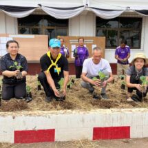สว.เก๋ บริจาคเงิน 100,000 บาท สมทบทุนสร้างพระบรมราชานุสาวรีย์ ร.5 เพื่อเป็นศูนย์รวมจิตใจชาวอำเภอคำชะอี