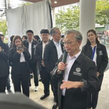 “ชวน” แฉการเมืองสกปรกทุ่มเงินซื้อพรรคสูงถึง 500 ล้าน สส. 50 ล้าน ตอกย้ำวงจรอุบาทว์ เตือนผู้สมัคร ปชป. อย่าหวังชนะเดินหาเสียงอย่างเดียว ต้องทำงานหนัก เน้นพูดเรื่องจริง อย่าสร้างศัตรูกับ ขรก.