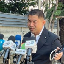 “บิ๊กโจ๊ก”เข้ากองปราบฯ ยันอยู่ กทม. ตลอด ตร.เตรียมข้อหาฐาน “หมิ่นประมาทด้วยการโฆษณา“