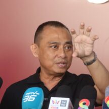 “บิ๊กเต่า” เปิดหน้าเคลียร์เดือด ย้ำไม่ใช่เด็กใคร ไม่ใช่ผลพวง “ตั๋วช้าง” ชี้การเติบโตตามผลงาน ตอบประเด็นคดีหมิ่นหลัง “บิ๊กโจ๊ก” พูดกระทบองค์กรตำรวจ ยันตรวจสอบทุกคลิป–ทุกคำ ใครบิดเบือนดำเนินคดีหมด ชูภารกิจกวาดล้างตำรวจไม่ดี ทำบ้านใหญ่ สตช. ให้สะอาดโปร่งใส