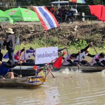 ปทุมธานี คนดังเช็กอิน ร้านก๋วยเตี๋ยวโบราณ ป้าณา เตาฟืน ร้านลับหนองเสือ บิ๊กแจ๊ส และ ส.จ. หนองเสือร่วมการันตีความอร่อยแบบธรรมชาติเปิดตำนานเตาฟืน! นายก อบจ.ปทุมธานี