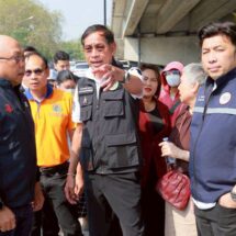 ปทุมธานี สกรุ๊ปการเมือง แม้พายุส้มถล่มเมืองกรุง-เมืองนนท์-เมืองปากน้ำ ย่อยยับ ทว่าสนามปทุมธานีบารมี บิ๊กแจ๊ส ไม่เสื่อมมนต์ขลังกระแสพรรคส้ม หรือพรรคประชาชน ที่ถล่มสนามเลือกตั้งกรุงเทพมหานคร2569