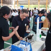 ปทุมธานี คลินิกเกษตรเคลื่อนที่ฯ ลงพื้นที่บางเดื่อ แก้ปัญหาเกษตรทันเหตุการณ์