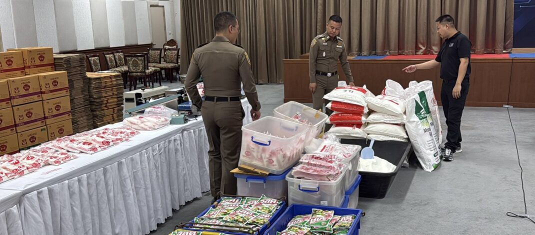 CIB ทลายโรงงานเก๊ บุกยึด “ผงชูรส-รสดีปลอม” ล็อตมหึมา ผสมสารอันตรายทำขายมานานกว่า 2 ปี