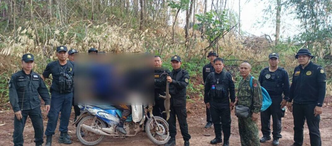 สั่งเข้ม ! สจป.3 แพร่ บูรณาการกำลังฯ รวบ 4 พรานป่า พร้อมของกลางยาบ้า อาวุธฯ