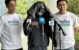 รวบแล้ว กองปราบฯบุกล็อกตัว “อาจารย์แก้กรรม” คาสำนักลำพูน หลัง ผบช.ก. สั่งเช็กบิลคดีลวงหนุ่ม 17 อนาจาร-โชว์เสพสมสุนัข ลั่นไม่สนหน้าไหน แม้ลูกศิษย์เป็นบิ๊กข้าราชการ
