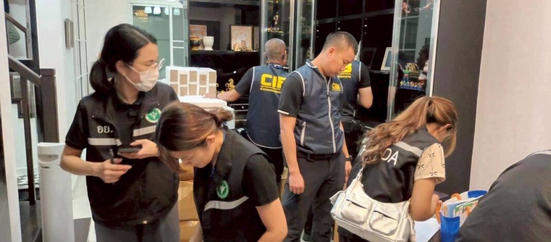 ตำรวจสอบสวนกลาง (CIB) ร่วม อย. ทลายแหล่งซุกเครื่องสำอางจำแลงใช้ผิดวัตถุประสงค์<div>ส่งขายคลินิกฉีดเสริมความงาม ยึดของกลางมูลค่ากว่า 22 ล้านบาท</div>