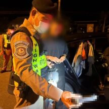 “บิ๊กต่อ” สั่งเด้ง “พ.ต.ท.” สารวัตรทางหลวง เซ่นปมจับปืน “ทหารพราน” ดราม่าสนั่นโซเชียล