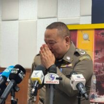 ”บิ๊กต่อ-ผบช.ก.“เผย ป.ป.ช.แต่งตั้ง ตำรวจกองปราบฯ เป็นคณะกรรมการไต่สวนพิเศษ ร่วมทำสำนวนคดีทุจริตสอบท้องถิ่น หลังส่งสำนวนแจ้งข้อหากลุ่มแรก อยู่ระหว่างขยายผลหาผู้กระทำผิด-ผู้อยู่เบื้องหลังเพิ่มเติม คาด สิ้นเดือนถึงต้นเดือนหน้าชัดเจนขึ้น ยืนยัน ดำเนินการต่อเนื่องไม่เงียบหายแน่นอน