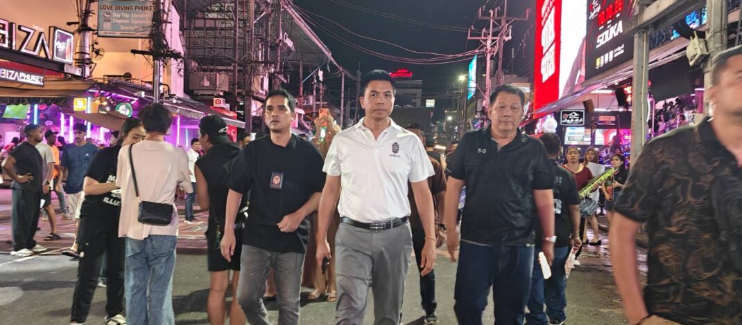 ภูเก็ตลุยจัดระเบียบ! บุกบางลา-ป่าตอง กวาดล้างบุหรี่ไฟฟ้าเถื่อนกลางดึก พร้อมเช็คบิลเบาะแสเจ้าหน้าที่เอี่ยวรับส่วย ลั่น “ผิดกฎหมายต้องดำเนิน ไม่มีข้อยกเว้น”
