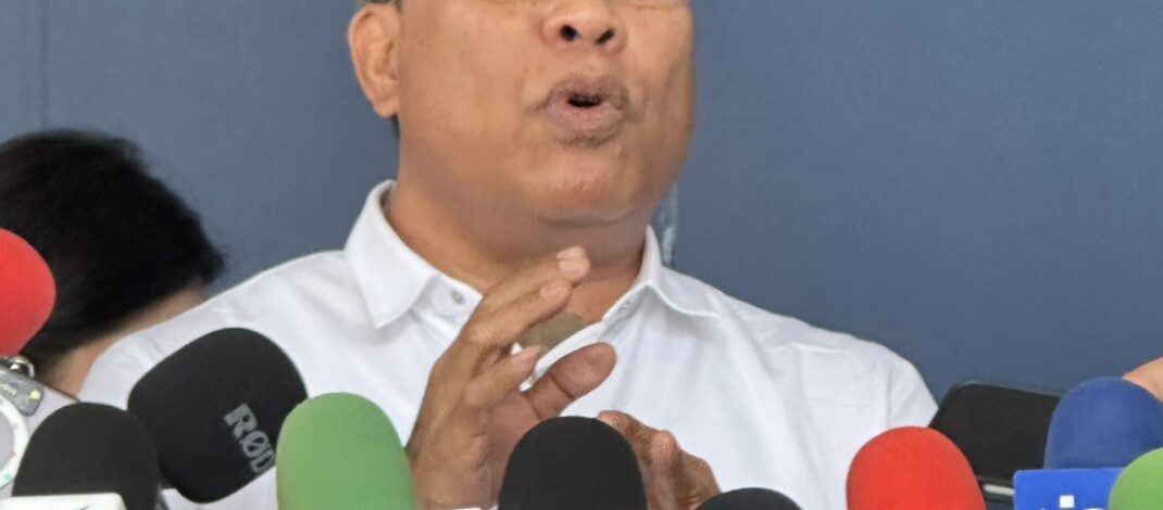 หลังจาก นายเสมอ งิ้วงาม หรือ “ป๋อง สุพรรณ เซียนพระชื่อดัง เดินทางเข้าให้ปากคำกับพนักงานสอบสวนกองกำกับการ 1 กองบังคับการปราบปราม ในฐานะพยาน กรณีเกี่ยวข้องกับมูลนิธิหวันโชติ ซึ่งมีอดีตเจ้าอาวาสวัดพุทไธศวรรย์เป็นผู้เกี่ยวข้อง