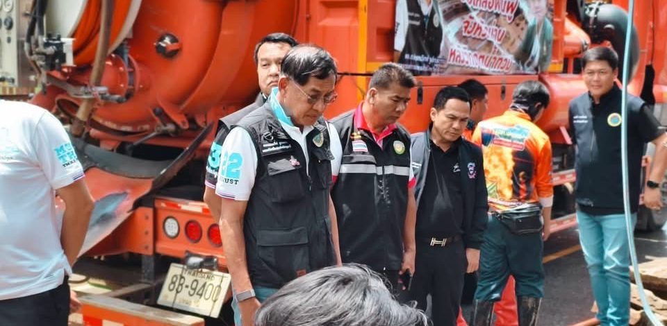 #อบจ.ปทุมธานี ร่วมกับ เทศบาลนครรังสิต ลงพื้นที่ช่วยเหลือและฟื้นฟูหลังสถานการณ์น้ำท่วมจังหวัดน่าน
