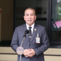 รุทธพล” เผย ใครมี เบาะแส-หลักฐาน ปม สามี สส.ไอเดีย เอี่ยว สแกมเมอร์ ให้แจ้งดีเอสไอสอบเพิ่ม หลังพบข้อมูลเบื้องต้น บริษัทเว็บพนันจดทะเบียนถูกต้องที่ประเทศกูราเซา อยู่นอกเหนืออำนาจของไทย แต่พร้อมให้ความร่วมมือ