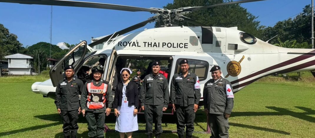 ผบ.ตร.ห่วงใย “ครู ตชด.” บ้านโกแประ ปกป้องเด็กจากอันตรายจนประทัดระเบิดใส่ตา ส่ง ฮ.ตำรวจบินรับ รักษาที่ รพ.ตำรวจ ชื่นชมมีจิตวิญญาณครู กล้าหาญ สั่งดูแลอย่างดีที่สุด